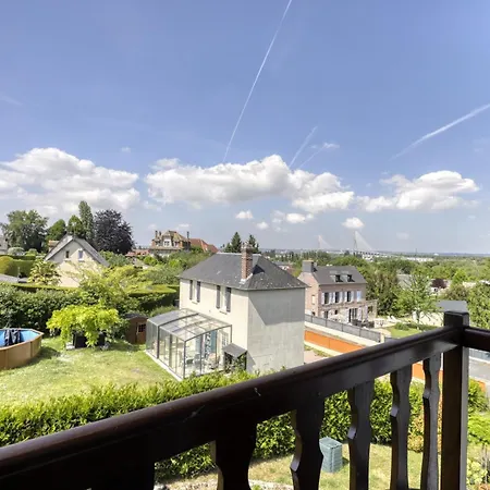 L'asylum - 1000 M2 De Jardin *